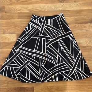 Gibson Latimer Black and White Midi A-Line Skirt